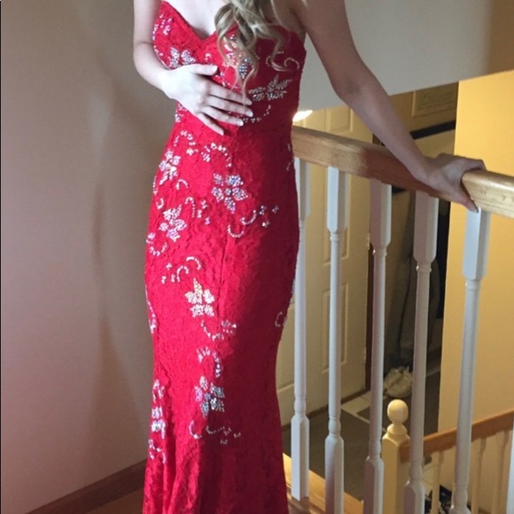 Red Jovani Prom Dress - Picture 7 of 8